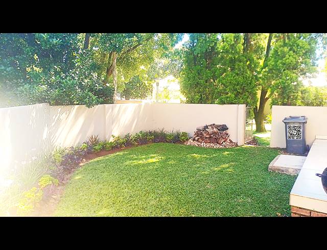 3 BEDROOM SECTIONAL TITLE FOR SALE IN DIE HOEWES